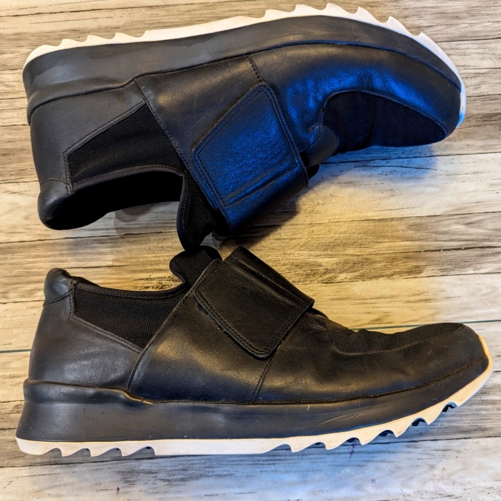 Eileen Fisher Wing Leather Athletic Shoes Size 11